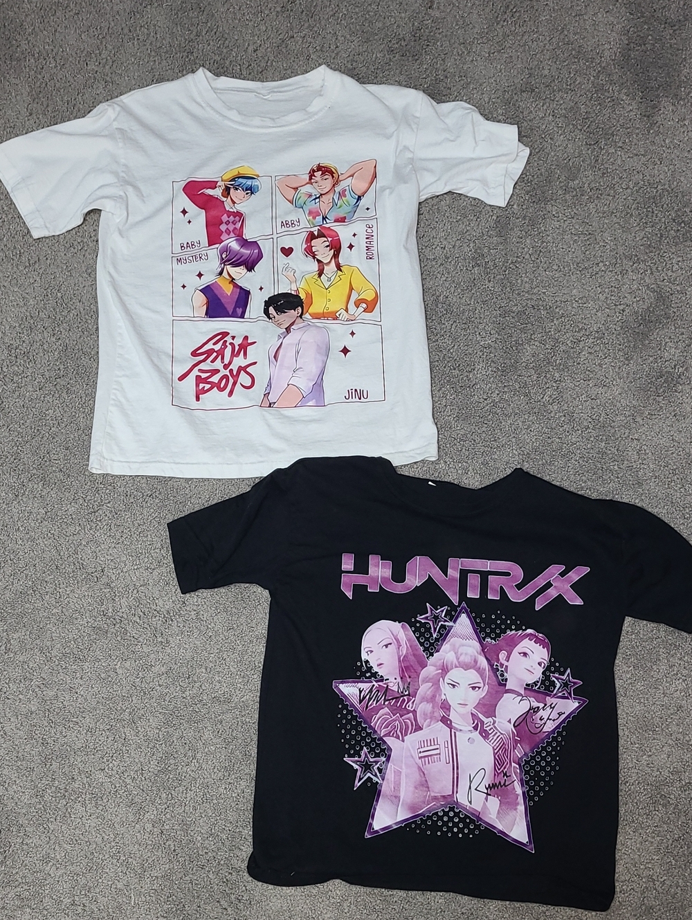 K-POP DEMON HUNTERS Huntrix/Saja Boys T SHIRT BUNDLE.